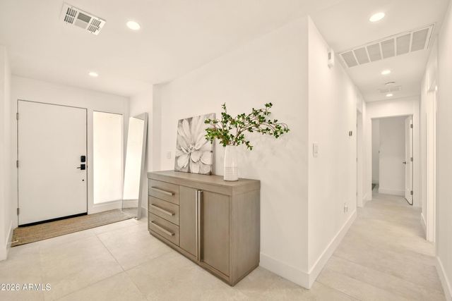 2425 W IMPALA Circle, Mesa, AZ 85202