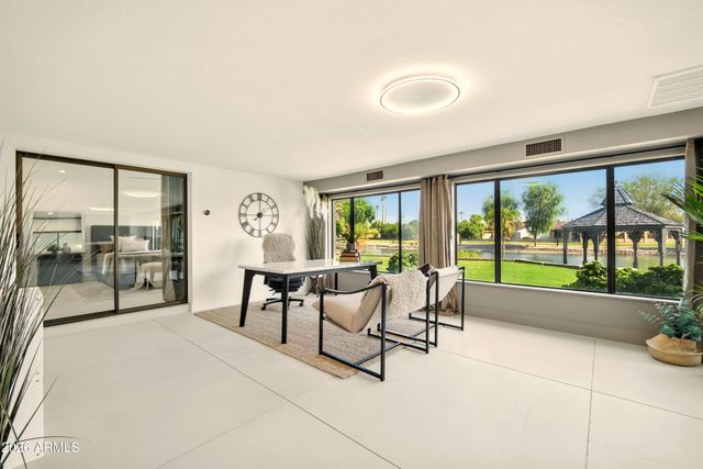 2425 W IMPALA Circle, Mesa, AZ 85202