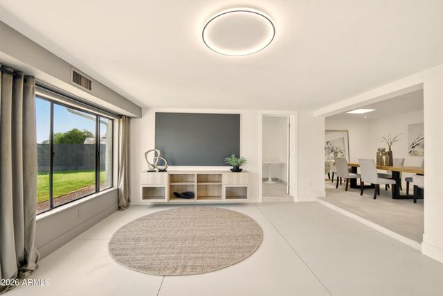 2425 W IMPALA Circle, Mesa, AZ 85202