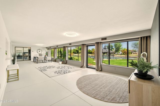 2425 W IMPALA Circle, Mesa, AZ 85202