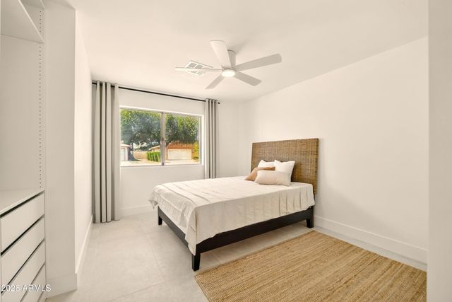 2425 W IMPALA Circle, Mesa, AZ 85202