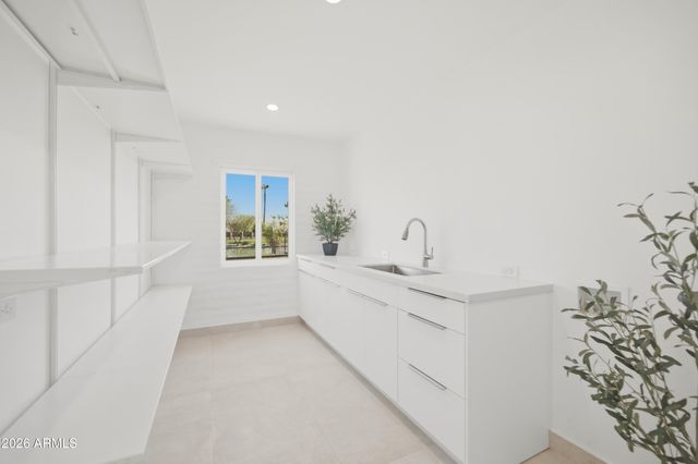 2425 W IMPALA Circle, Mesa, AZ 85202