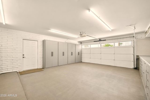 2425 W IMPALA Circle, Mesa, AZ 85202