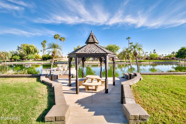 2425 W IMPALA Circle, Mesa, AZ 85202