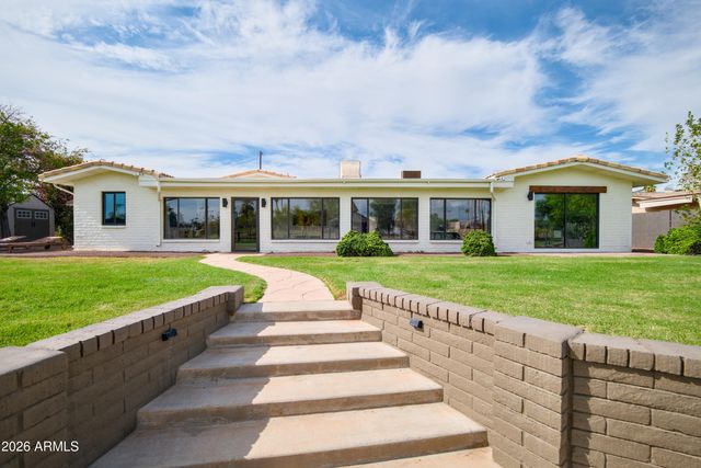 2425 W IMPALA Circle, Mesa, AZ 85202