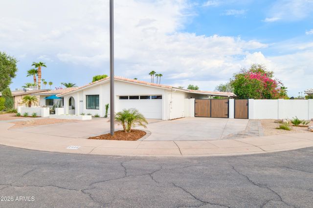 2425 W IMPALA Circle, Mesa, AZ 85202