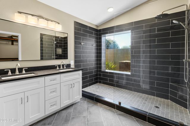 6 N BOULDER Street, Gilbert, AZ 85234