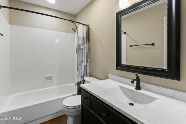 6 N BOULDER Street, Gilbert, AZ 85234