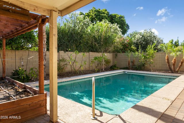 6 N BOULDER Street, Gilbert, AZ 85234