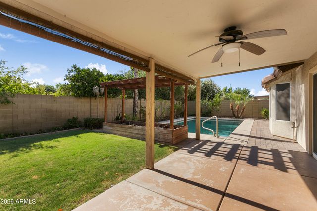 6 N BOULDER Street, Gilbert, AZ 85234