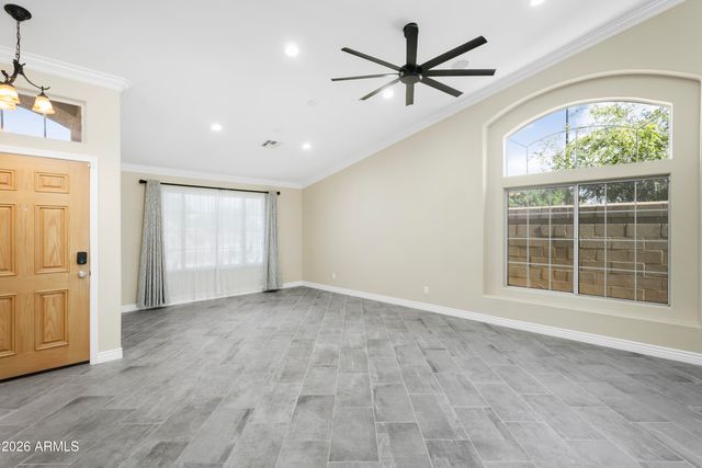 6 N BOULDER Street, Gilbert, AZ 85234