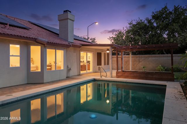 6 N BOULDER Street, Gilbert, AZ 85234