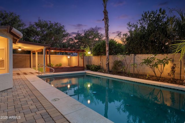 6 N BOULDER Street, Gilbert, AZ 85234