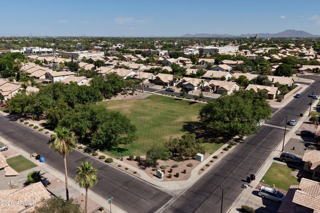 6 N BOULDER Street, Gilbert, AZ 85234