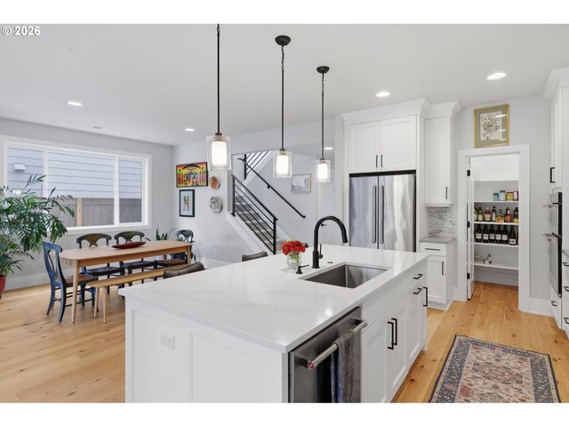 6436 Ne 31ST Ave, Portland, OR 97211