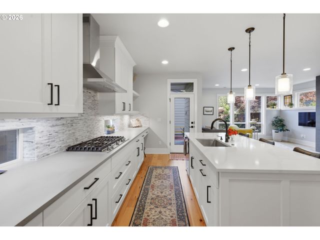 6436 Ne 31ST Ave, Portland, OR 97211
