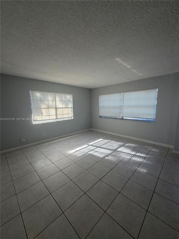 11472 NW 42nd St 11472, Coral Springs, FL 33065