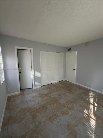 11472 NW 42nd St 11472, Coral Springs, FL 33065