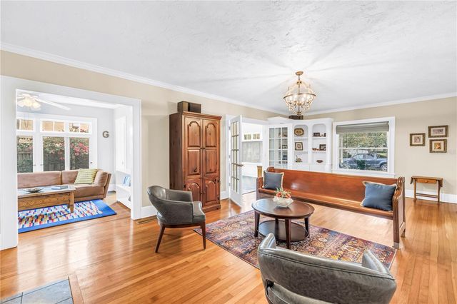 445 18TH AVENUE NE, St Petersburg, FL 33704