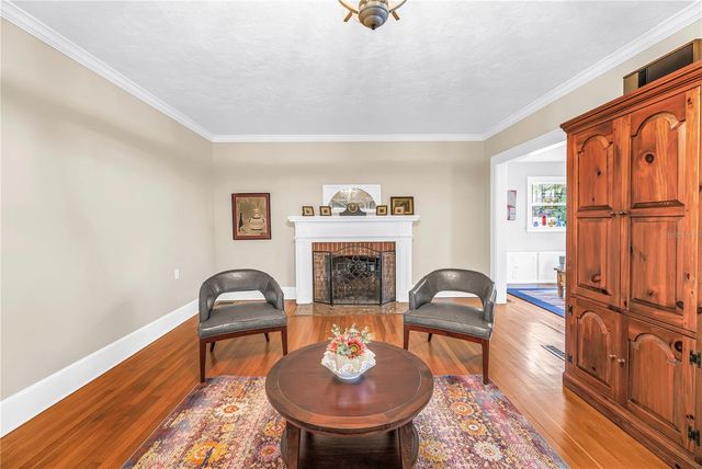445 18TH AVENUE NE, St Petersburg, FL 33704
