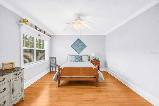 445 18TH AVENUE NE, St Petersburg, FL 33704