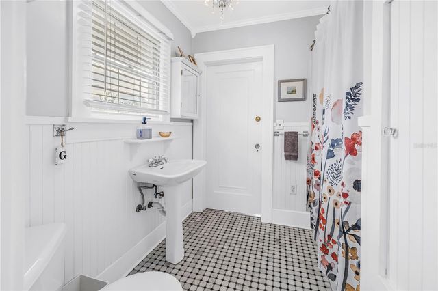 445 18TH AVENUE NE, St Petersburg, FL 33704