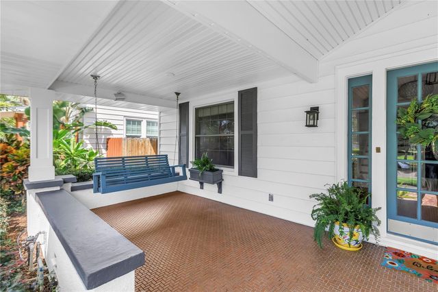 445 18TH AVENUE NE, St Petersburg, FL 33704