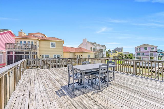 3719 Sabrina, Galveston, TX 77554
