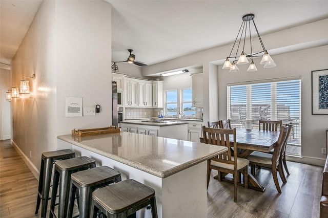 3719 Sabrina, Galveston, TX 77554