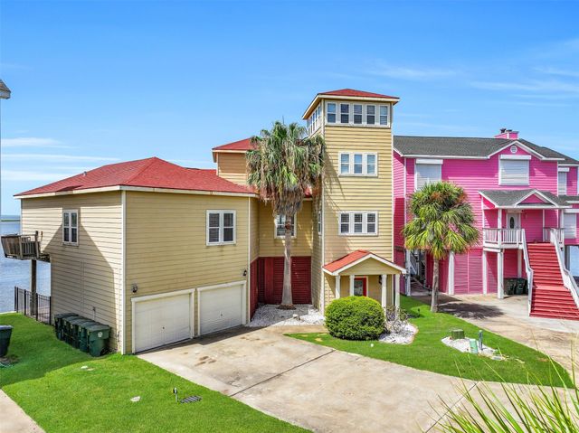 3719 Sabrina, Galveston, TX 77554
