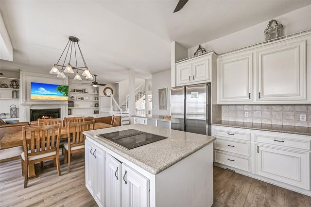 3719 Sabrina, Galveston, TX 77554