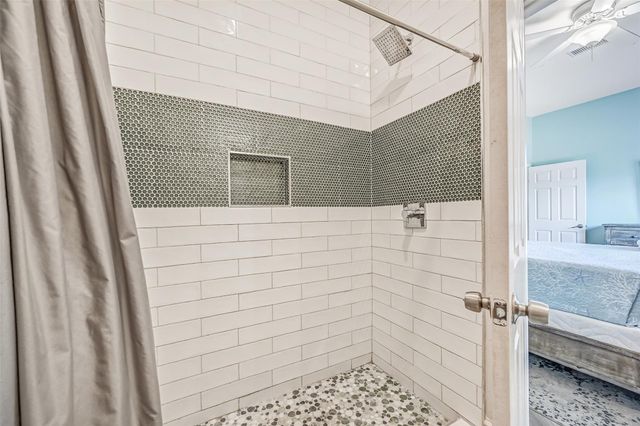 3719 Sabrina, Galveston, TX 77554