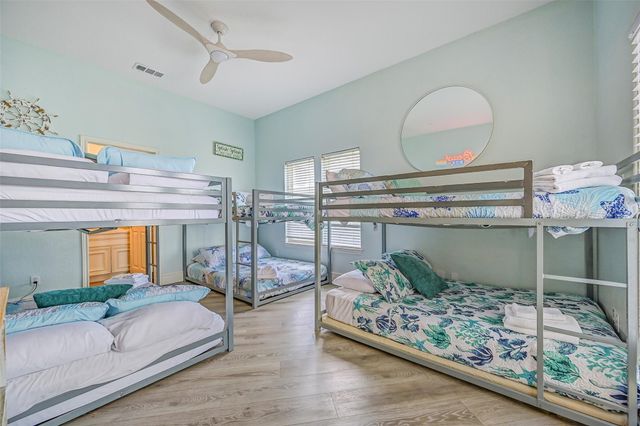 3719 Sabrina, Galveston, TX 77554