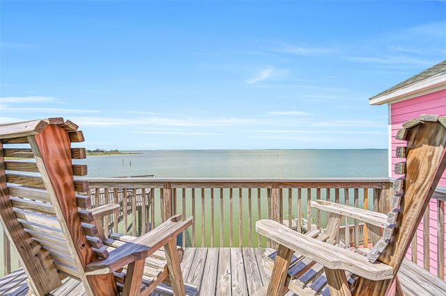 3719 Sabrina, Galveston, TX 77554