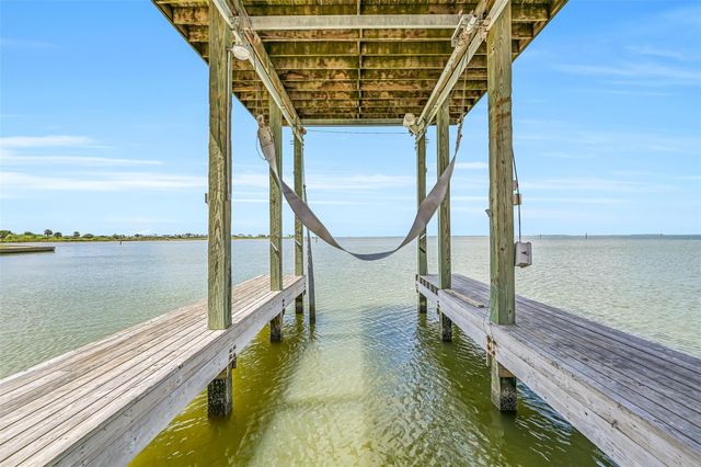 3719 Sabrina, Galveston, TX 77554