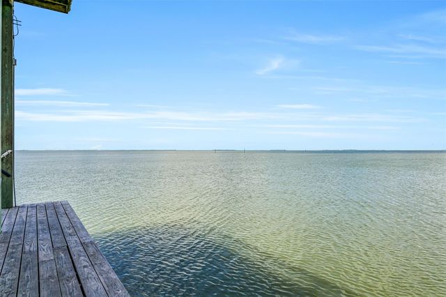 3719 Sabrina, Galveston, TX 77554