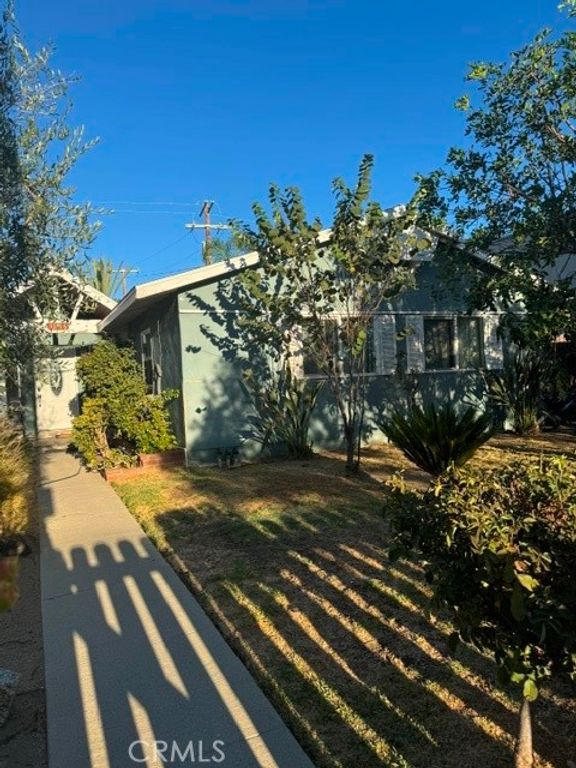 11116 Woodley, Granada Hills, CA 91344 — photo 2