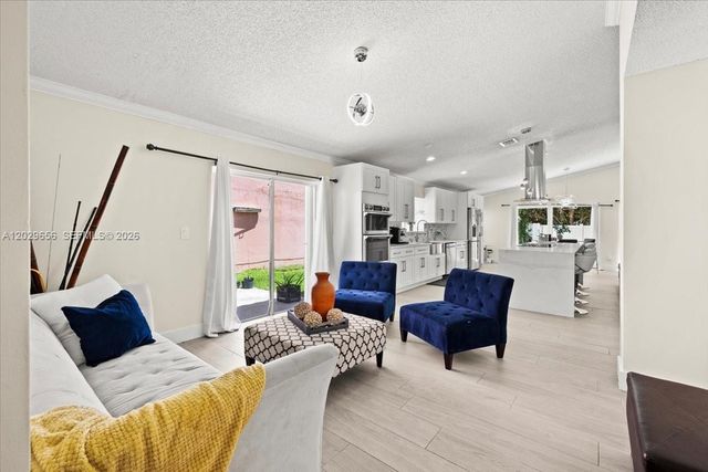 19187 NW 13th Ct, Pembroke Pines, FL 33029