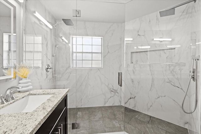 19187 NW 13th Ct, Pembroke Pines, FL 33029