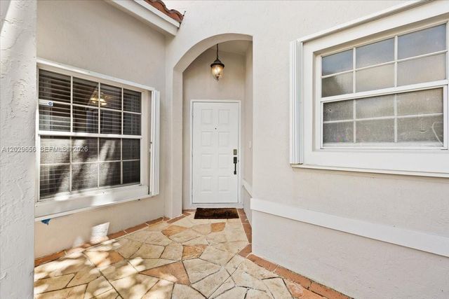 19187 NW 13th Ct, Pembroke Pines, FL 33029