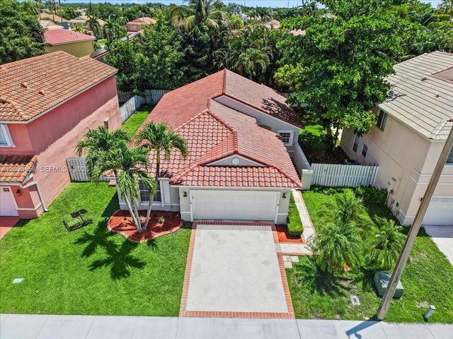 19187 NW 13th Ct, Pembroke Pines, FL 33029