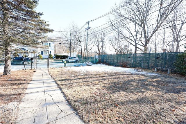 65 Clifford St 1, Boston, MA 02136