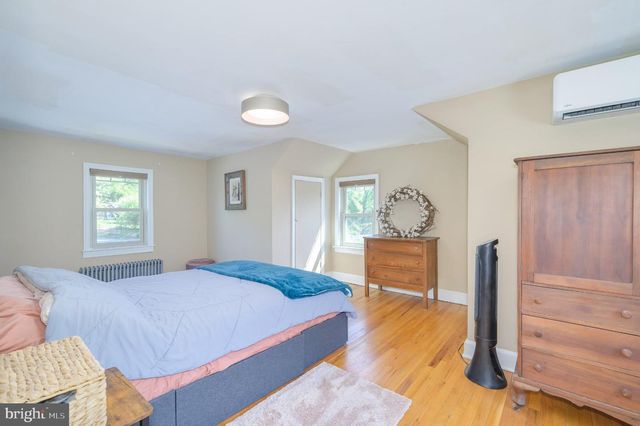 913 W MARTIN ST W, Martinsburg, WV 25401