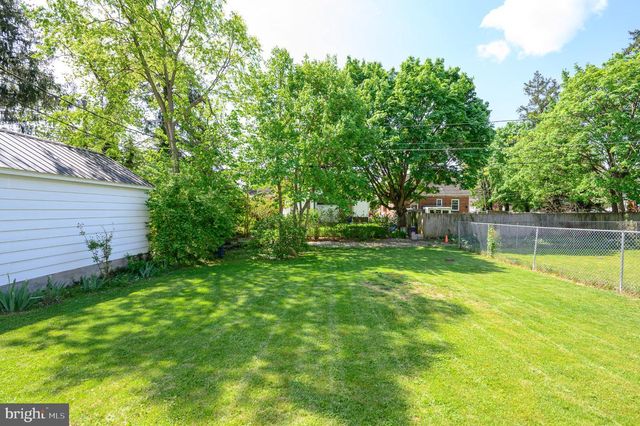 913 W MARTIN ST W, Martinsburg, WV 25401