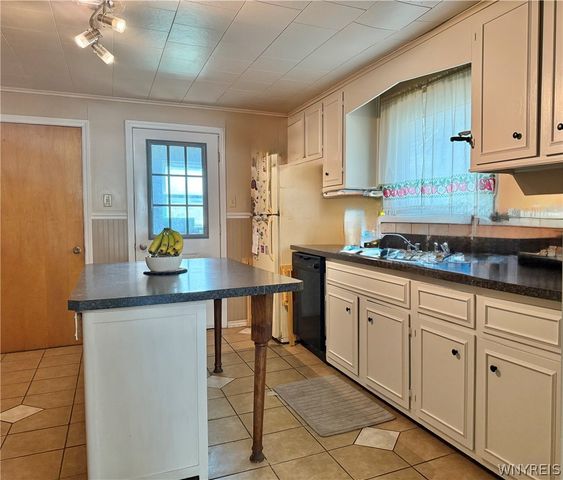 25 Gorski Street, Buffalo, NY 14206