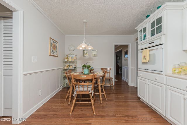 1296 Wolf Swamp Road, Jacksonville, NC 28546