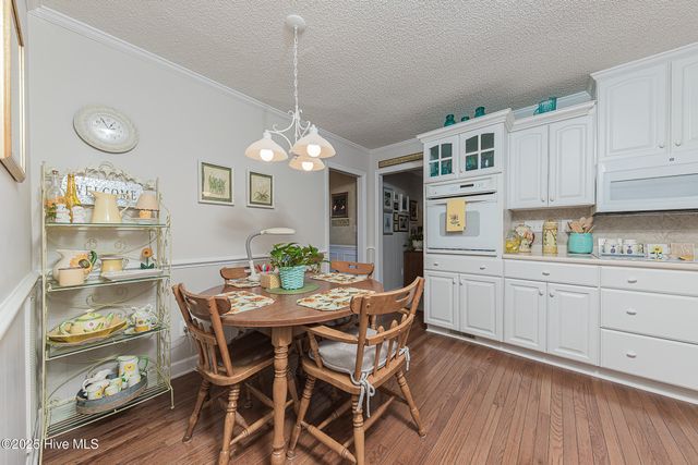 1296 Wolf Swamp Road, Jacksonville, NC 28546