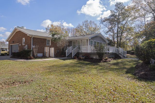 1296 Wolf Swamp Road, Jacksonville, NC 28546