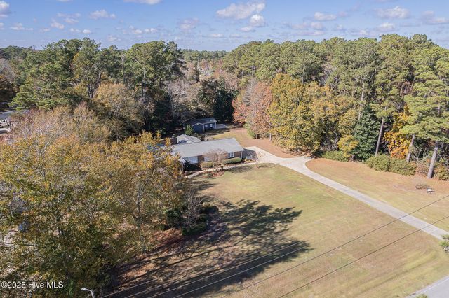 1296 Wolf Swamp Road, Jacksonville, NC 28546