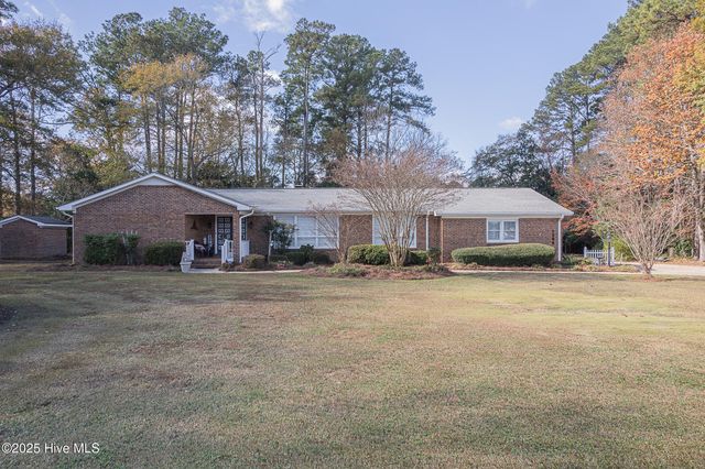 1296 Wolf Swamp Road, Jacksonville, NC 28546